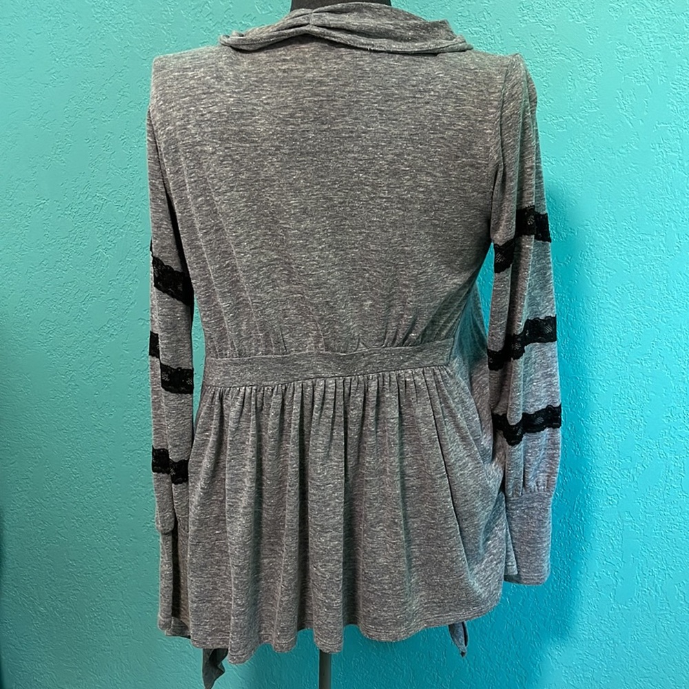 {Awake Couture} 🖤 Open Front Top - Picture 3 of 5